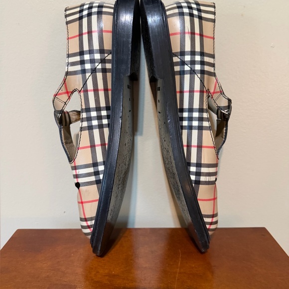 Burberry Women's Checkered Loafers - Black, Cream, and Red - Picture 3 of 7